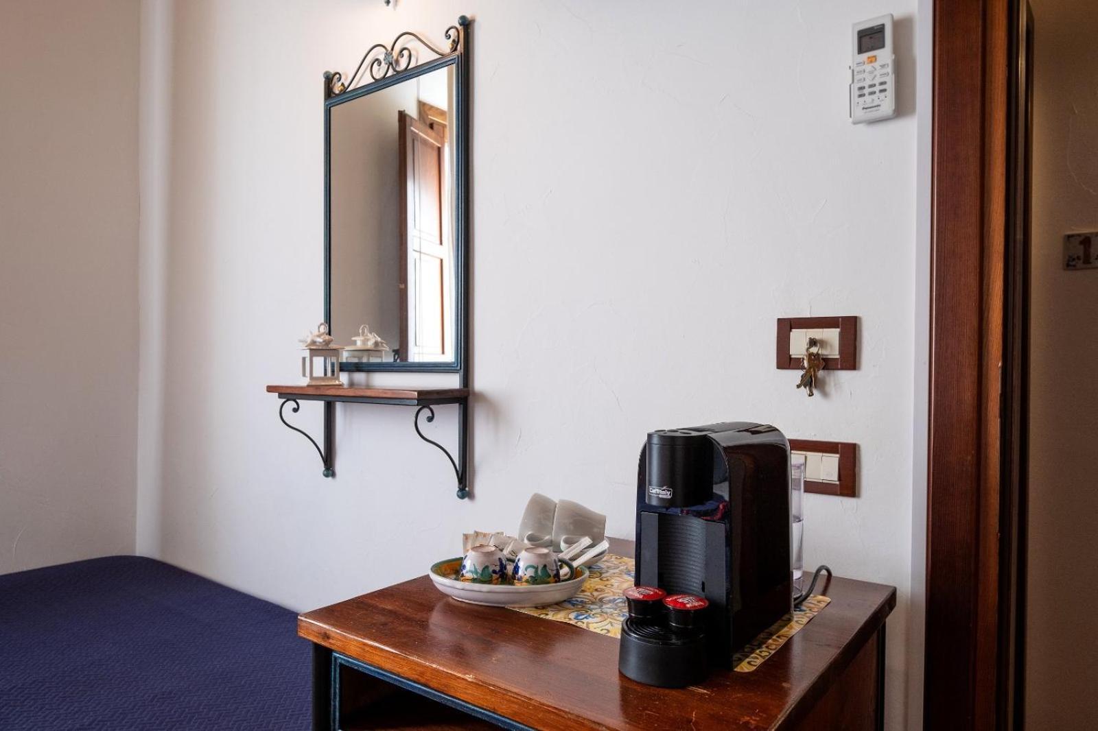 Ai Dammusi Rooms サン・ヴィート・ロ・カーポ エクステリア 写真